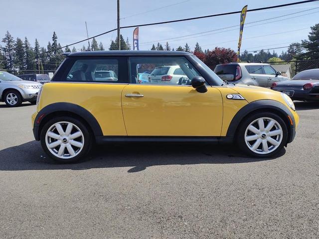 Photo of 2007 Mellow Yellow MINI Cooper S