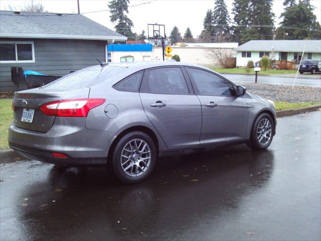 Photo of 2012 Sterling Gray Metallic Ford Focus