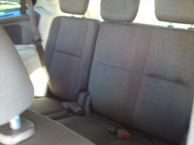 Photo of 2009 Champagne Volkswagen Routan