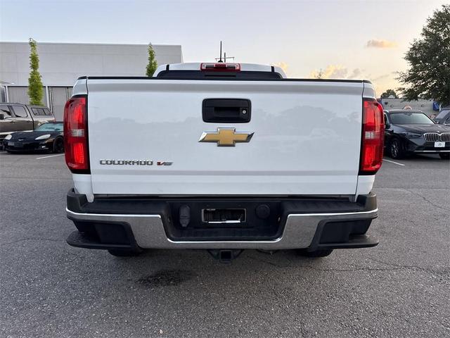 Photo of 2018 Summit White Chevrolet Colorado
