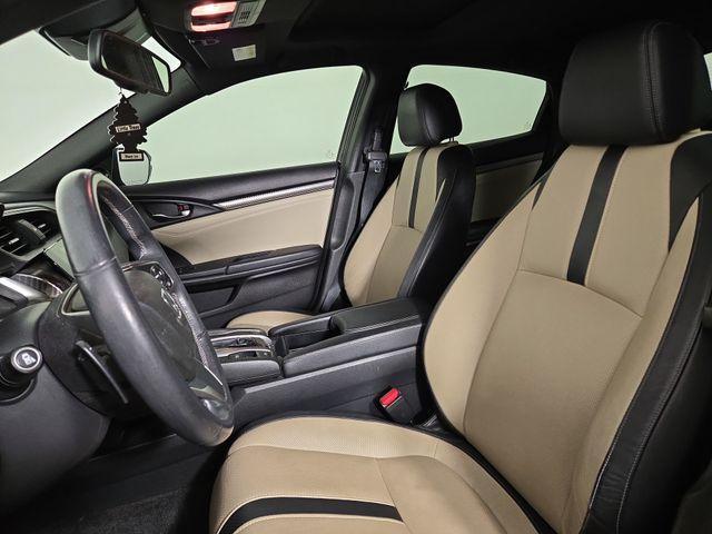 Photo of 2017 Crystal Black Pearl Honda Civic