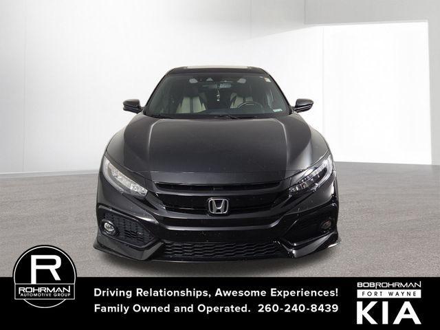 Photo of 2017 Crystal Black Pearl Honda Civic