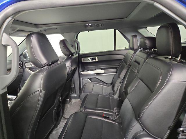 Photo of 2021 Blue Metallic Ford Explorer