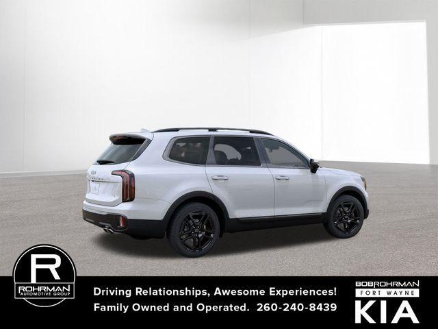 Photo of 2025 Glacial White Pearl Kia Telluride