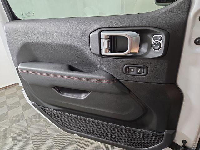 Photo of 2023 Bright White Clearcoat Jeep Gladiator