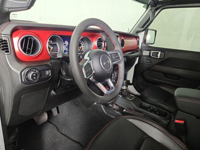 Photo of 2023 Bright White Clearcoat Jeep Gladiator