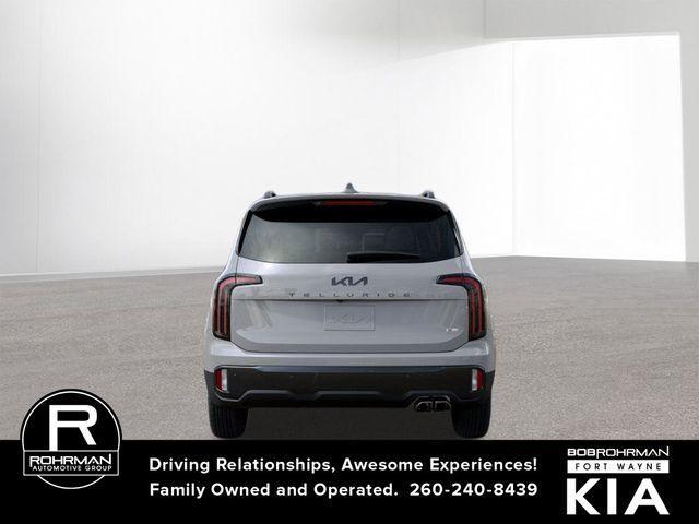 Photo of 2025 Wolf Gray Kia Telluride