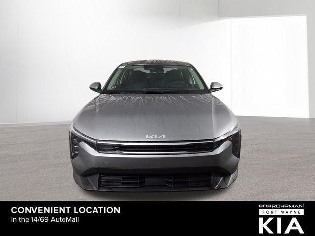 Photo of 2025 Steel Gray Kia K4
