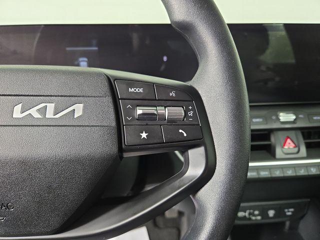 Photo of 2025 Steel Gray Kia K4