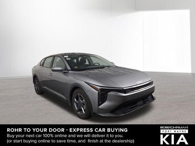 Photo of 2025 Steel Gray Kia K4