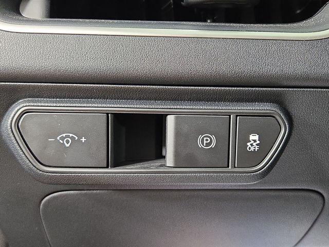 Photo of 2025 Steel Gray Kia K4