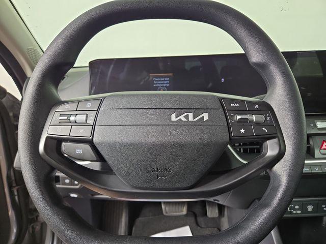 Photo of 2025 Steel Gray Kia K4
