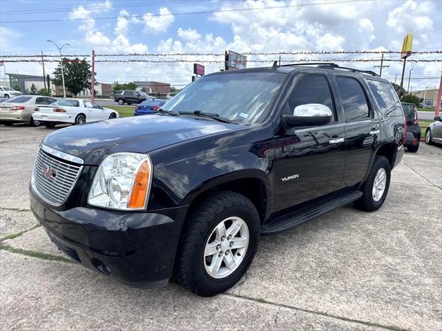 Photo of 2014 Onyx Black GMC Yukon