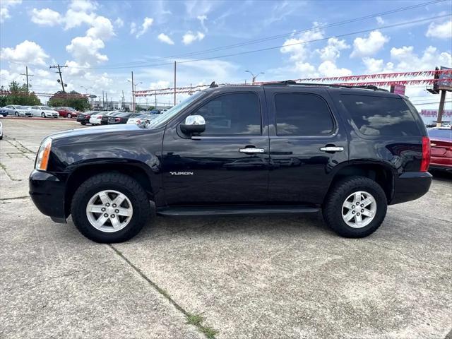 Photo of 2014 Onyx Black GMC Yukon