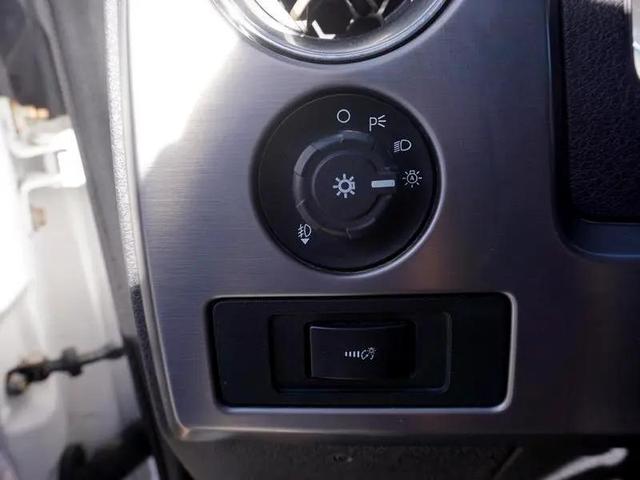Photo of 2013 White Platinum Metallic Tri- Ford F-150