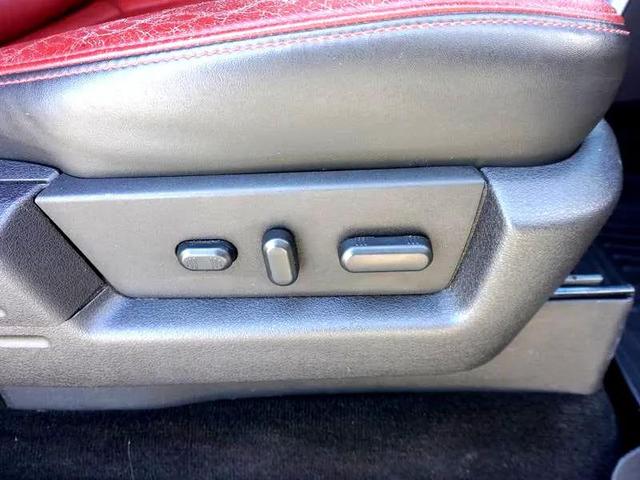 Photo of 2013 White Platinum Metallic Tri- Ford F-150
