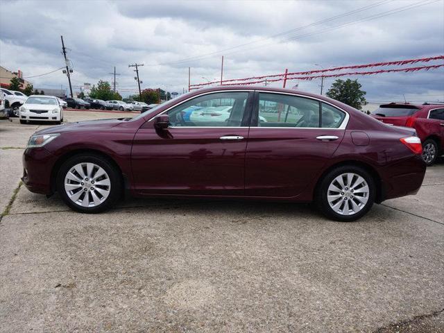 Photo of 2014 Basque Red Pearl II Honda Accord