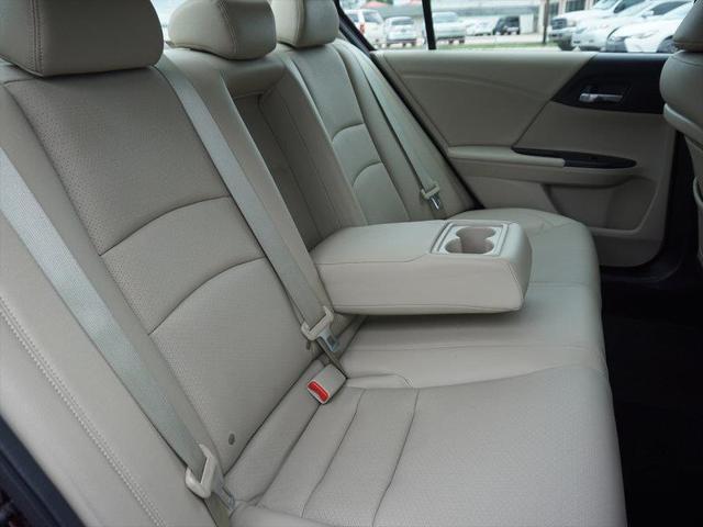 Photo of 2014 Basque Red Pearl II Honda Accord