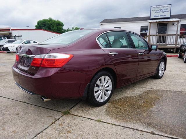 Photo of 2014 Basque Red Pearl II Honda Accord