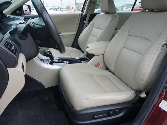 Photo of 2014 Basque Red Pearl II Honda Accord