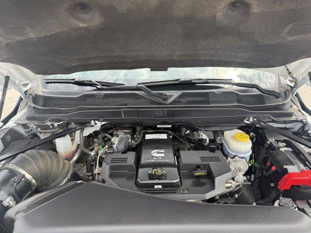Photo of 2024 Bright White Clearcoat RAM 2500