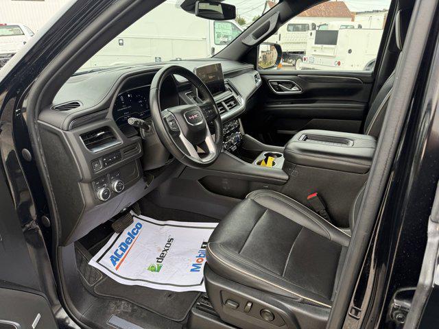 Photo of 2023 Onyx Black GMC Yukon XL