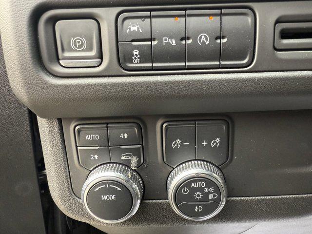 Photo of 2023 Onyx Black GMC Yukon XL