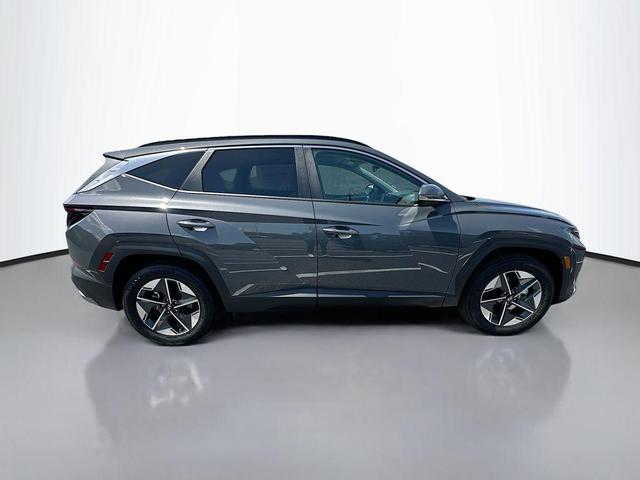 Photo of 2025 Gray Hyundai TUCSON