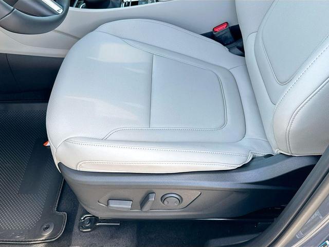 Photo of 2025 Gray Hyundai TUCSON