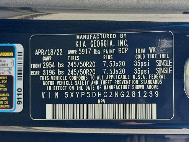Photo of 2022 Black Kia Telluride