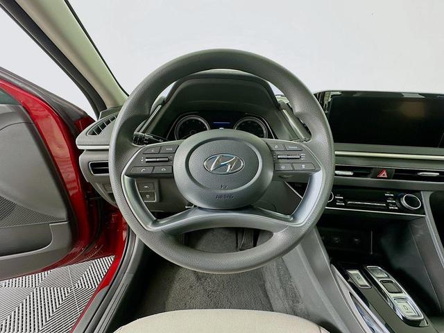 Photo of 2023 Red Hyundai SONATA