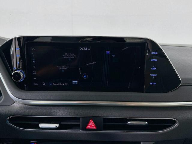 Photo of 2023 Red Hyundai SONATA