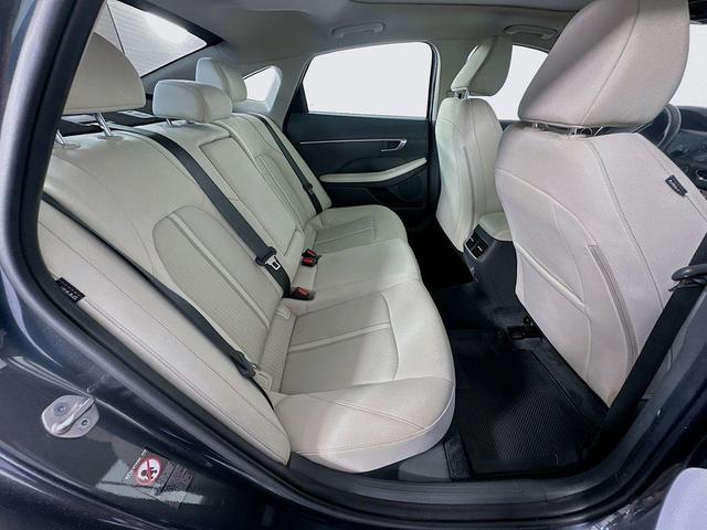 Photo of 2023 Portofino Gray Hyundai SONATA