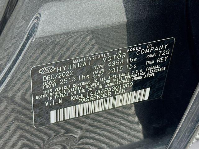 Photo of 2023 Portofino Gray Hyundai SONATA