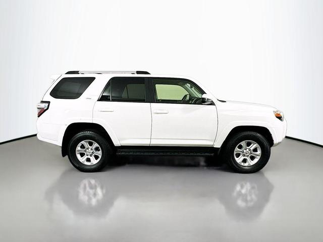 Photo of 2020 Super White Toyota 4Runner