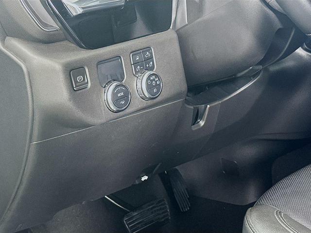 Photo of 2024 Onyx Black GMC Sierra 1500