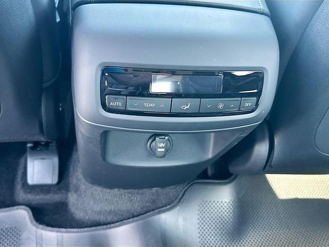 Photo of 2025 Hyper White Hyundai PALISADE
