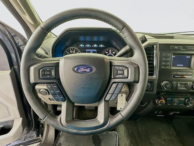 Photo of 2015 Tuxedo Black Metallic Ford F-150