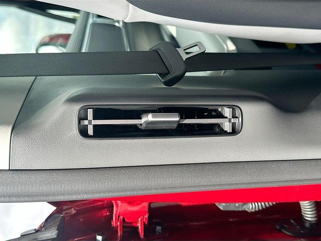 Photo of 2025 Red Hyundai SANTA FE