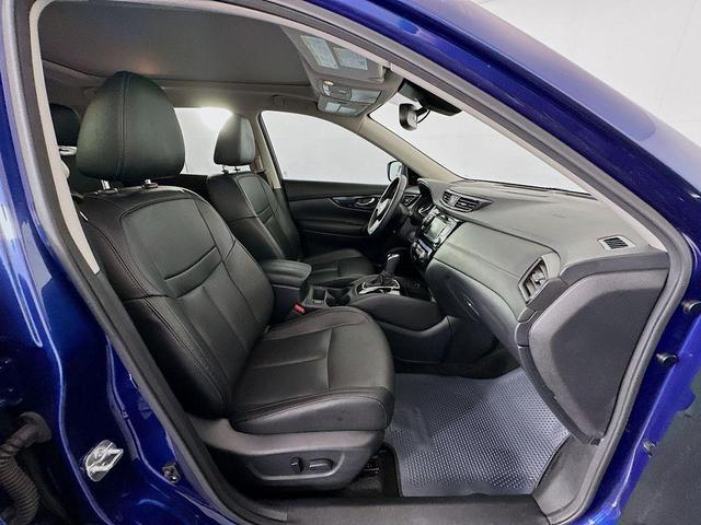 Photo of 2020 Caspian Blue Nissan Rogue