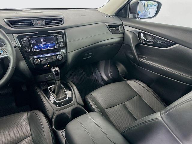Photo of 2020 Caspian Blue Nissan Rogue