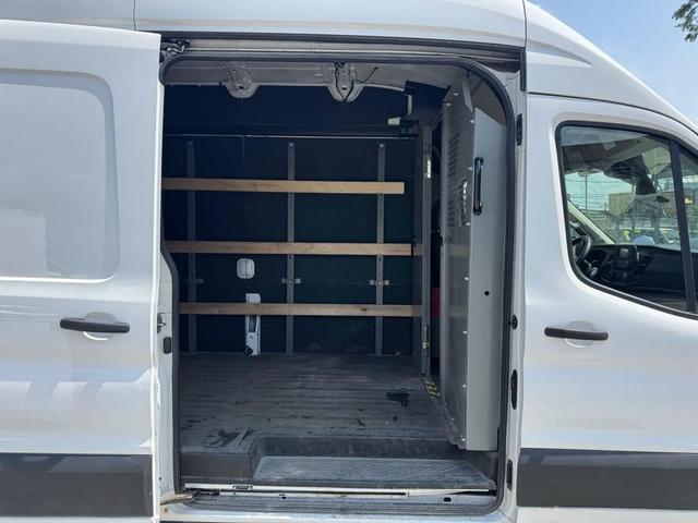 Photo of 2021 Oxford White Ford Transit-250