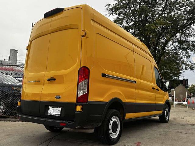 Photo of 2021 School Bus Yellow Ford Transit-250