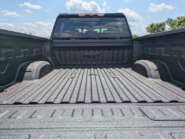 Photo of 2025 Black Chevrolet Silverado 2500