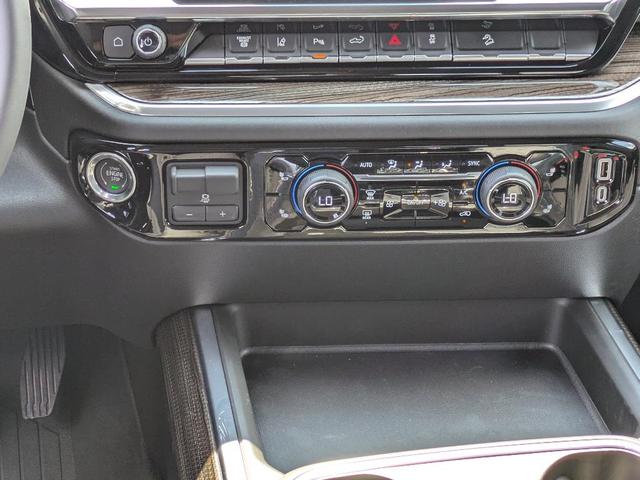 Photo of 2025 Black Chevrolet Silverado 2500