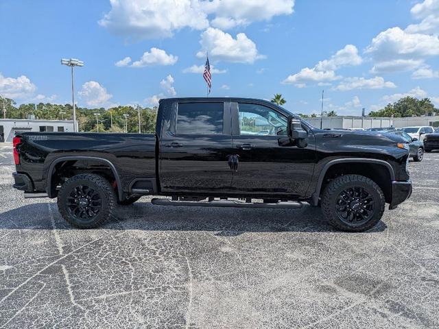 Photo of 2025 Black Chevrolet Silverado 2500