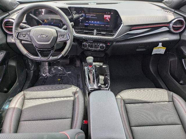 Photo of 2025 White Chevrolet Trax