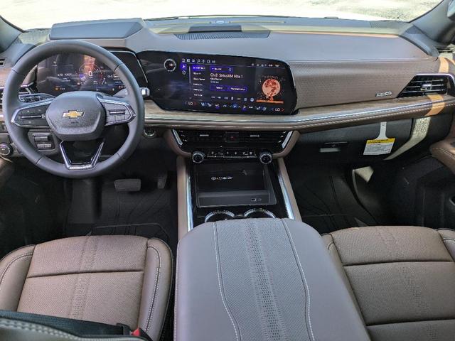 Photo of 2025 White Chevrolet Suburban