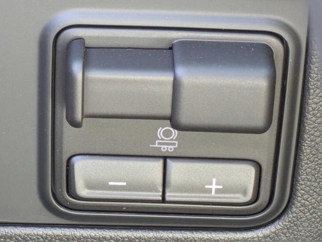 Photo of 2025 White Chevrolet Suburban