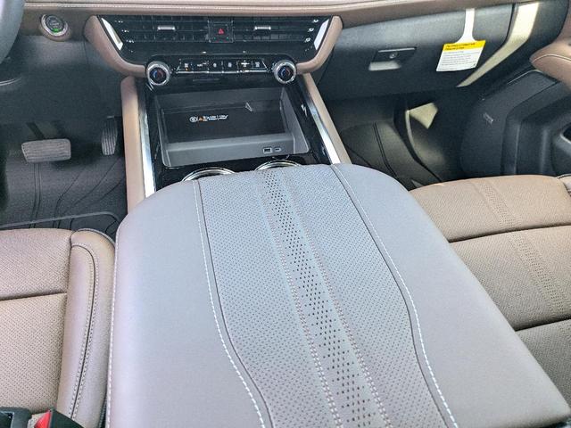 Photo of 2025 White Chevrolet Suburban